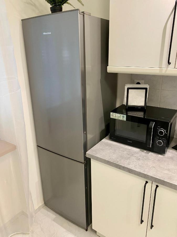 James Dean Apartment - Next To Nivy Bus Station & Mall Bratislava Esterno foto